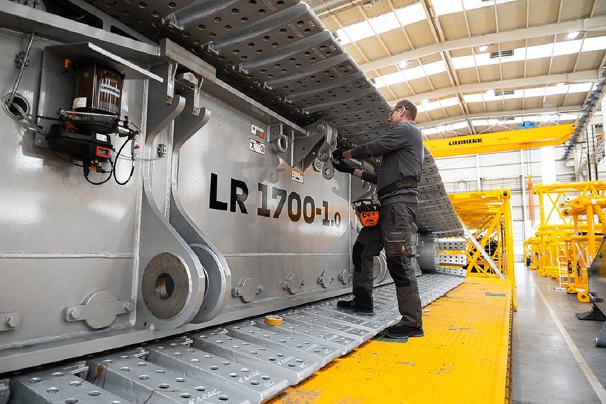 How does a Liebherr crawler crane get to Bauma?